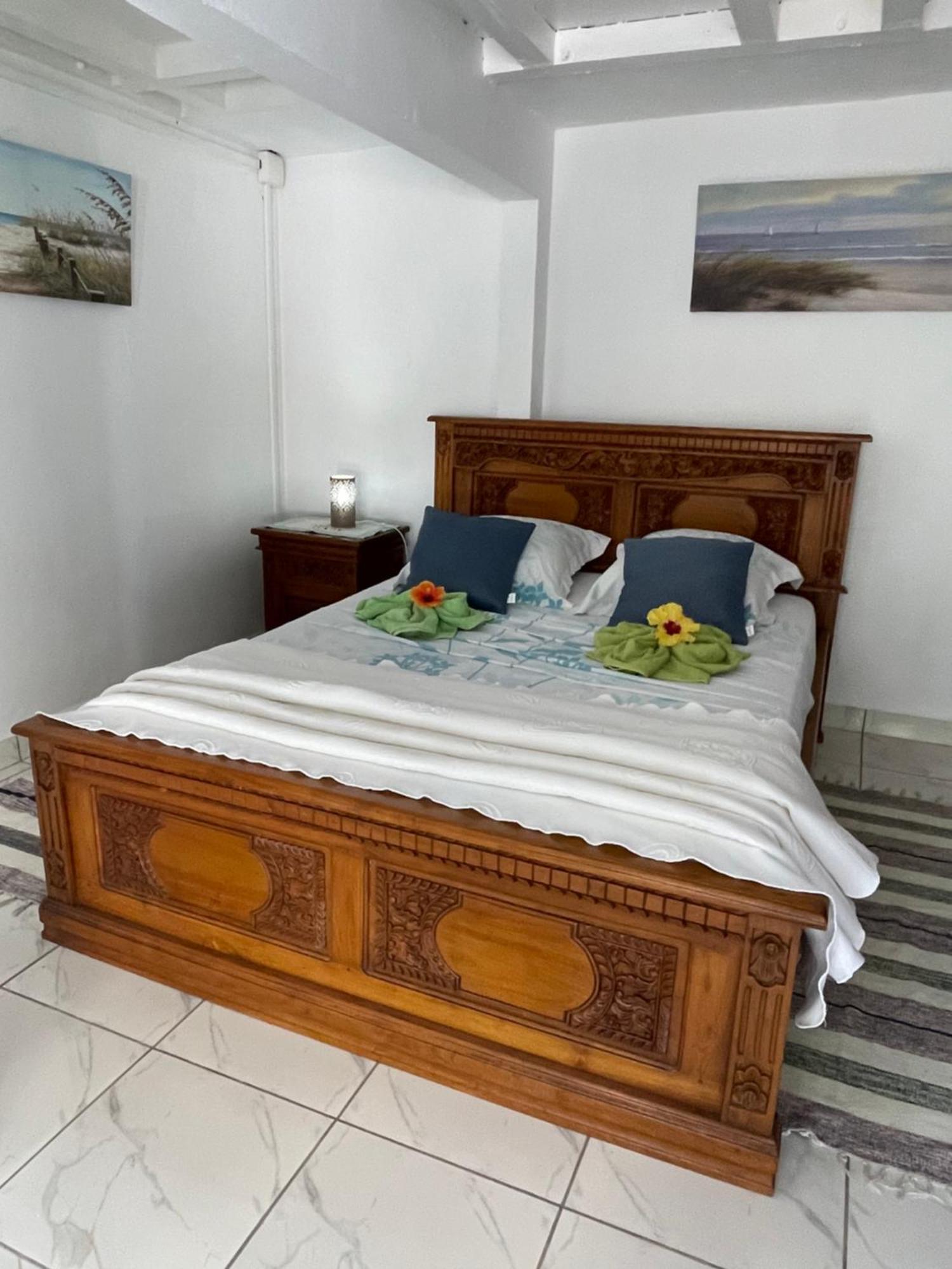 Bed and Breakfast Adenora Saint-Joseph Esterno foto
